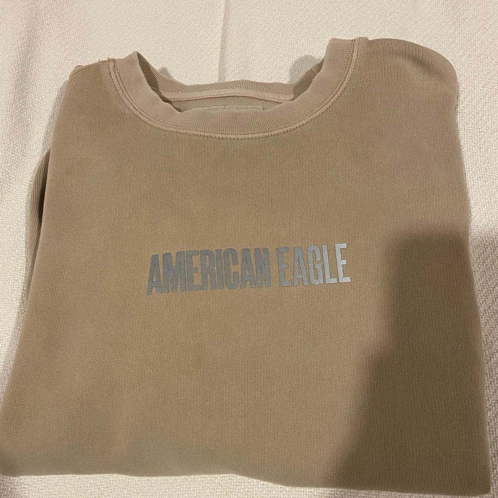 American Eagle Beige Crewneck Sweatshirt